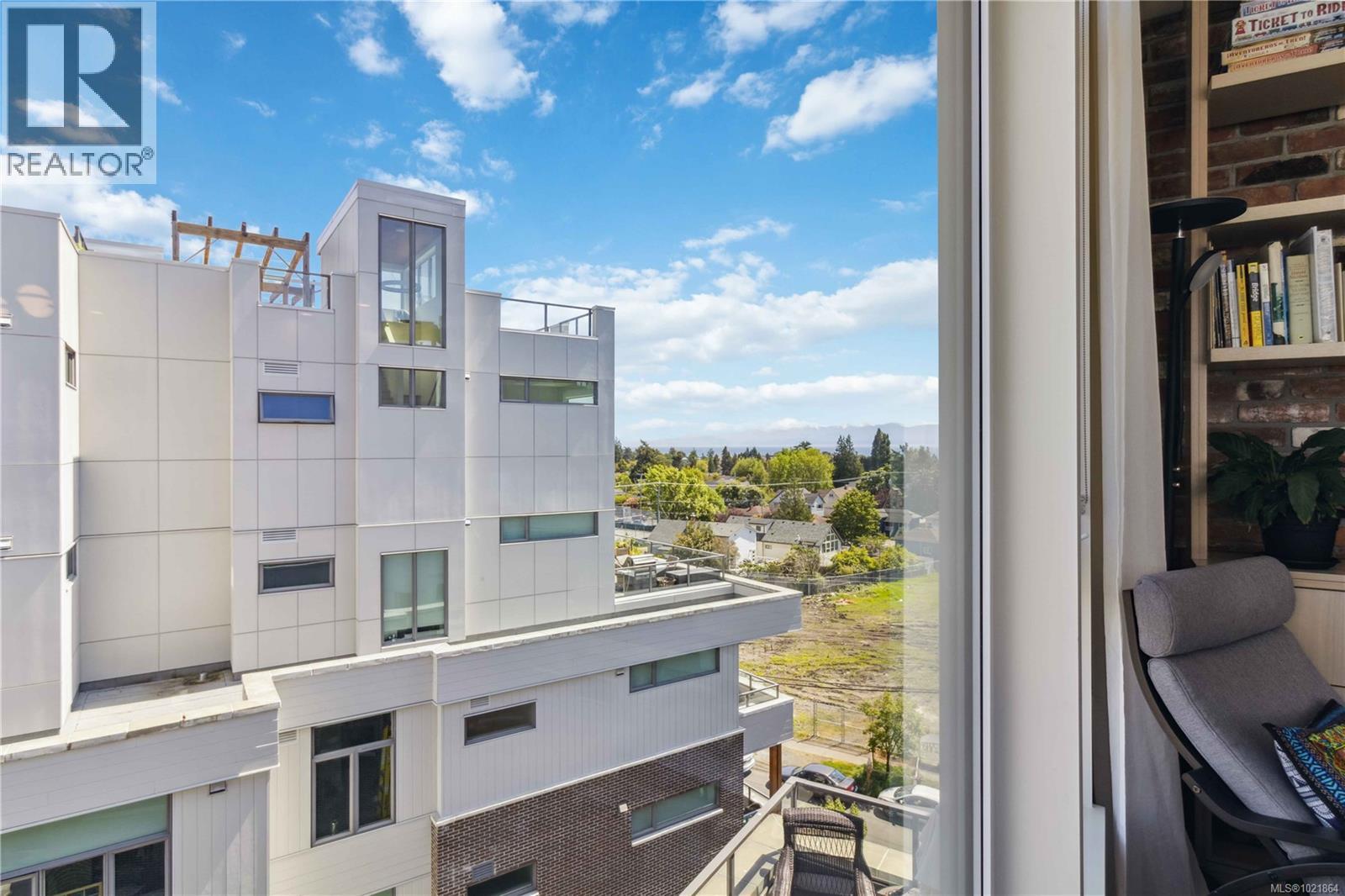 601 501 Park Pl, Esquimalt, British Columbia  V9A 0H3 - Photo 38 - 1021864