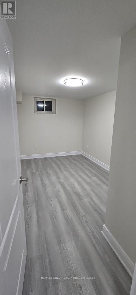 Bsmt - 27 Brookdale Crescent W, Brampton, Ontario  L6T 1M8 - Photo 5 - W12639742