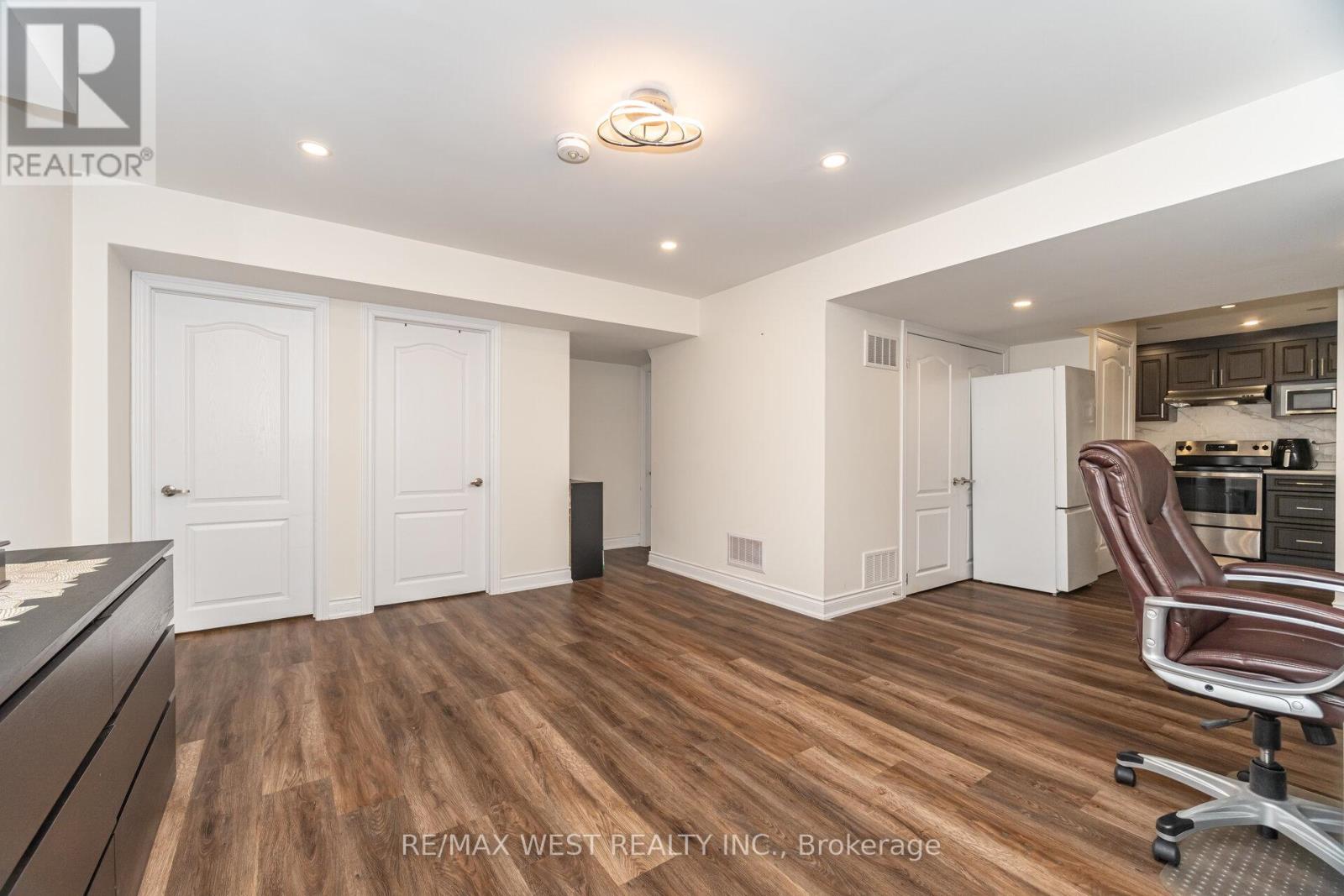 65 Elwin Road, Brampton, Ontario  L6X 5J7 - Photo 19 - W12639746