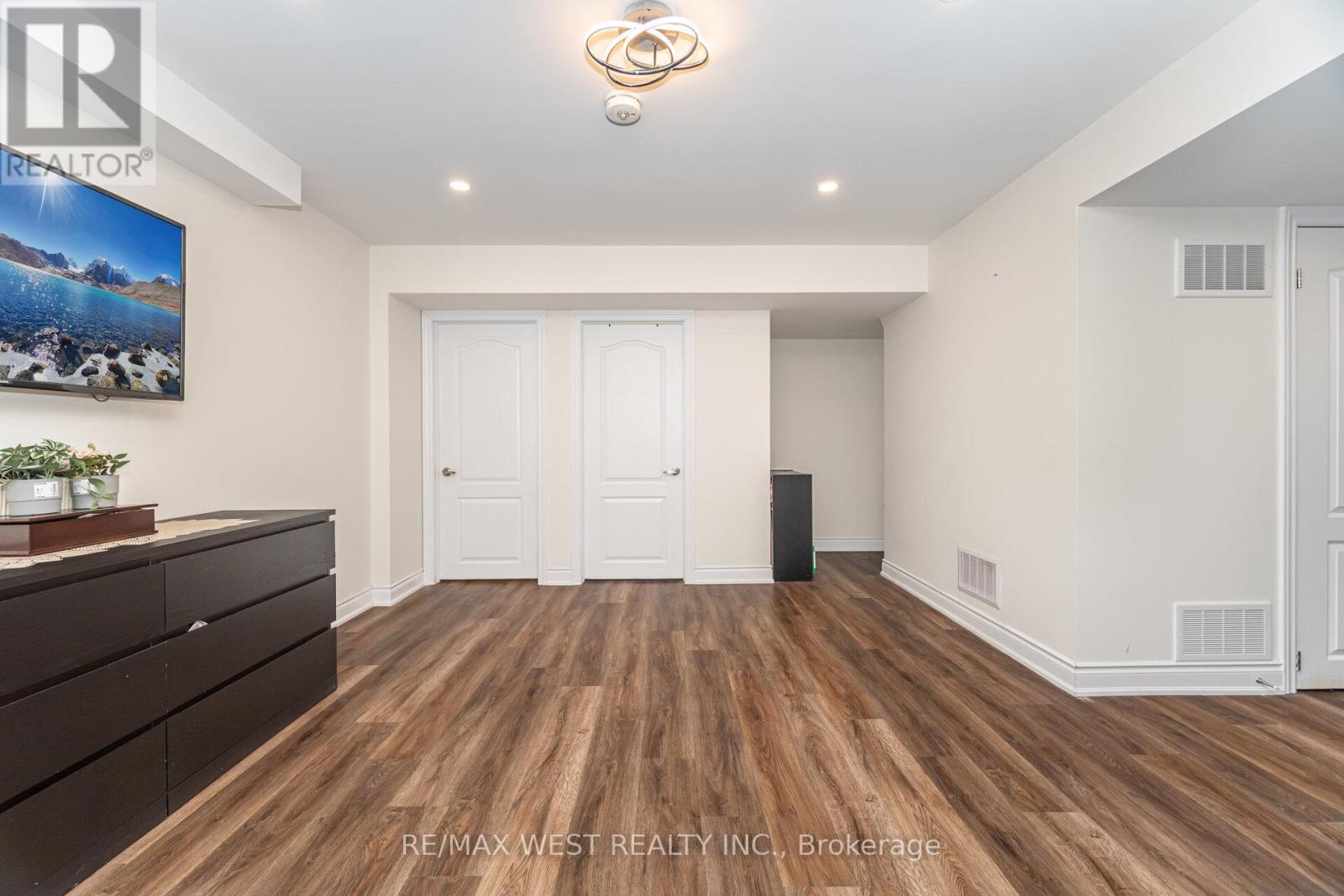 65 Elwin Road, Brampton, Ontario  L6X 5J7 - Photo 24 - W12639746