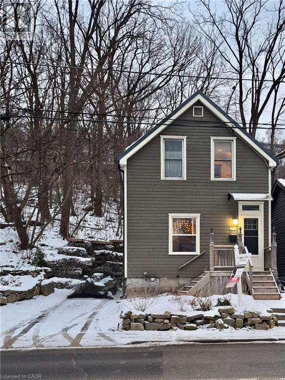 210 CHARLTON Avenue E, Hamilton, Ontario