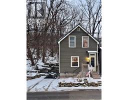 210 CHARLTON Avenue E, Hamilton, Ontario