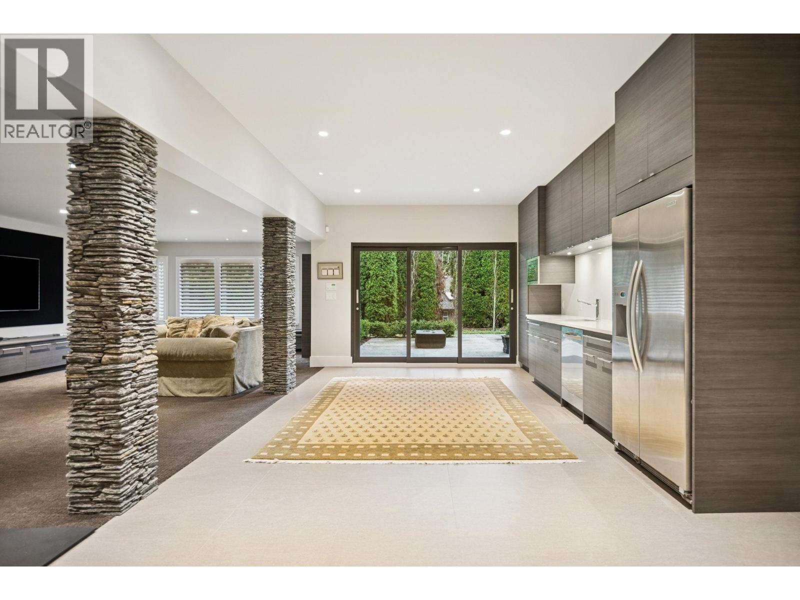 4828 Northwood Place, West Vancouver, British Columbia  V7S 3C4 - Photo 28 - R3074203