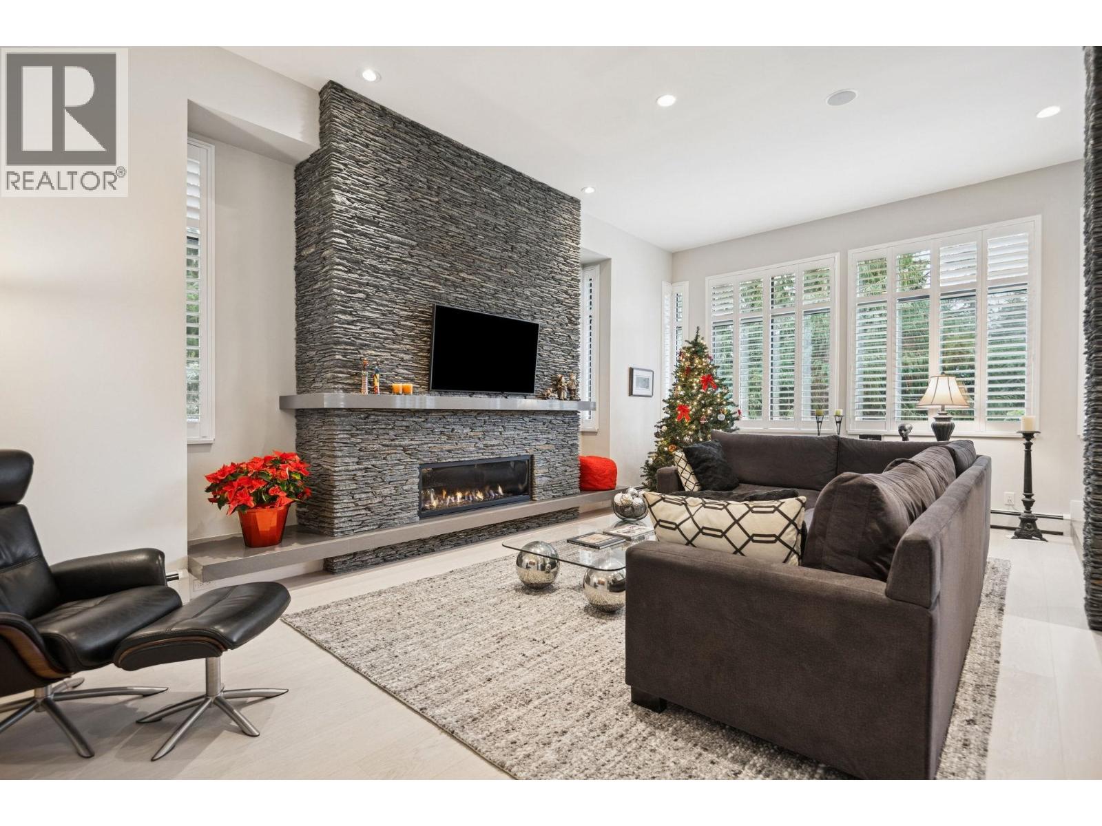 4828 Northwood Place, West Vancouver, British Columbia  V7S 3C4 - Photo 5 - R3074203