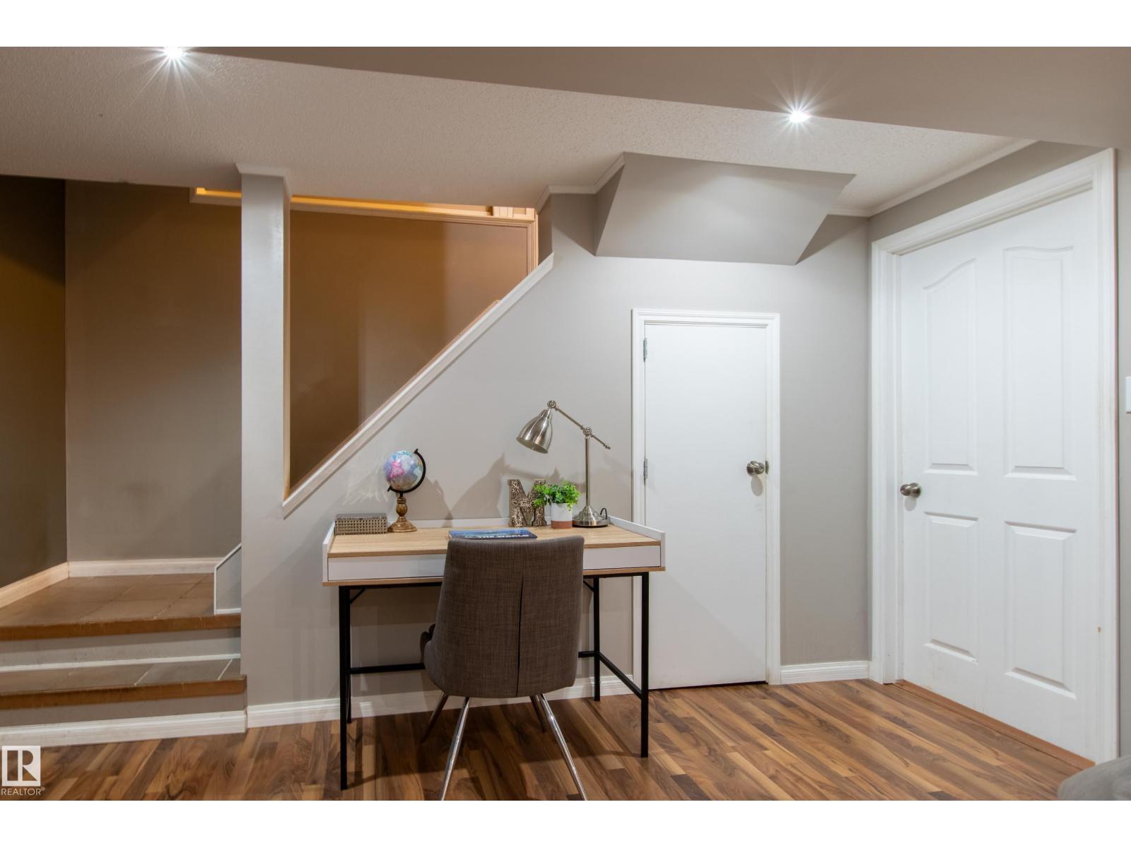 8916 148 St Nw, Edmonton, Alberta  T5R 1A1 - Photo 13 - E4455768