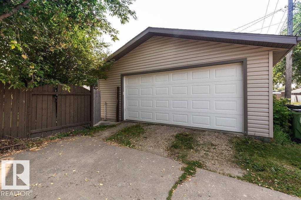 8916 148 St Nw, Edmonton, Alberta  T5R 1A1 - Photo 28 - E4455768