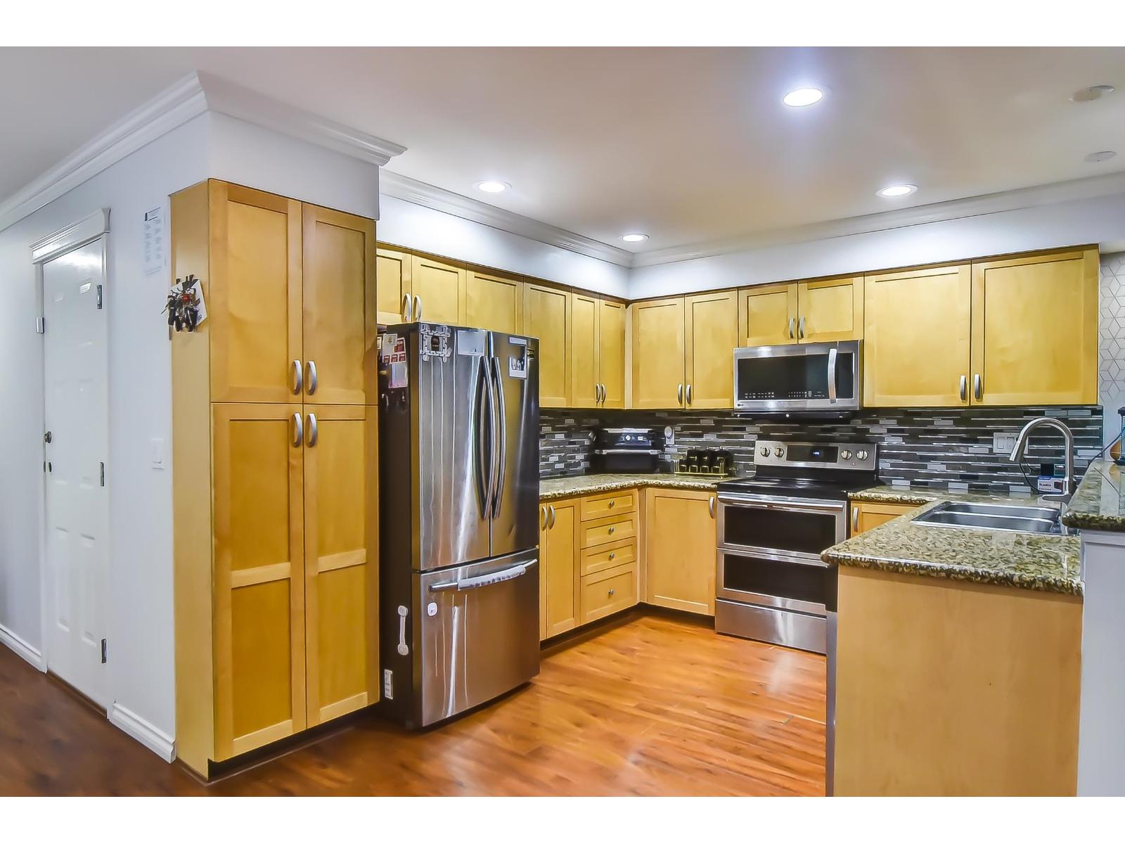 132 12040 68 Avenue, Surrey, British Columbia  V3W 1P5 - Photo 4 - R3073489