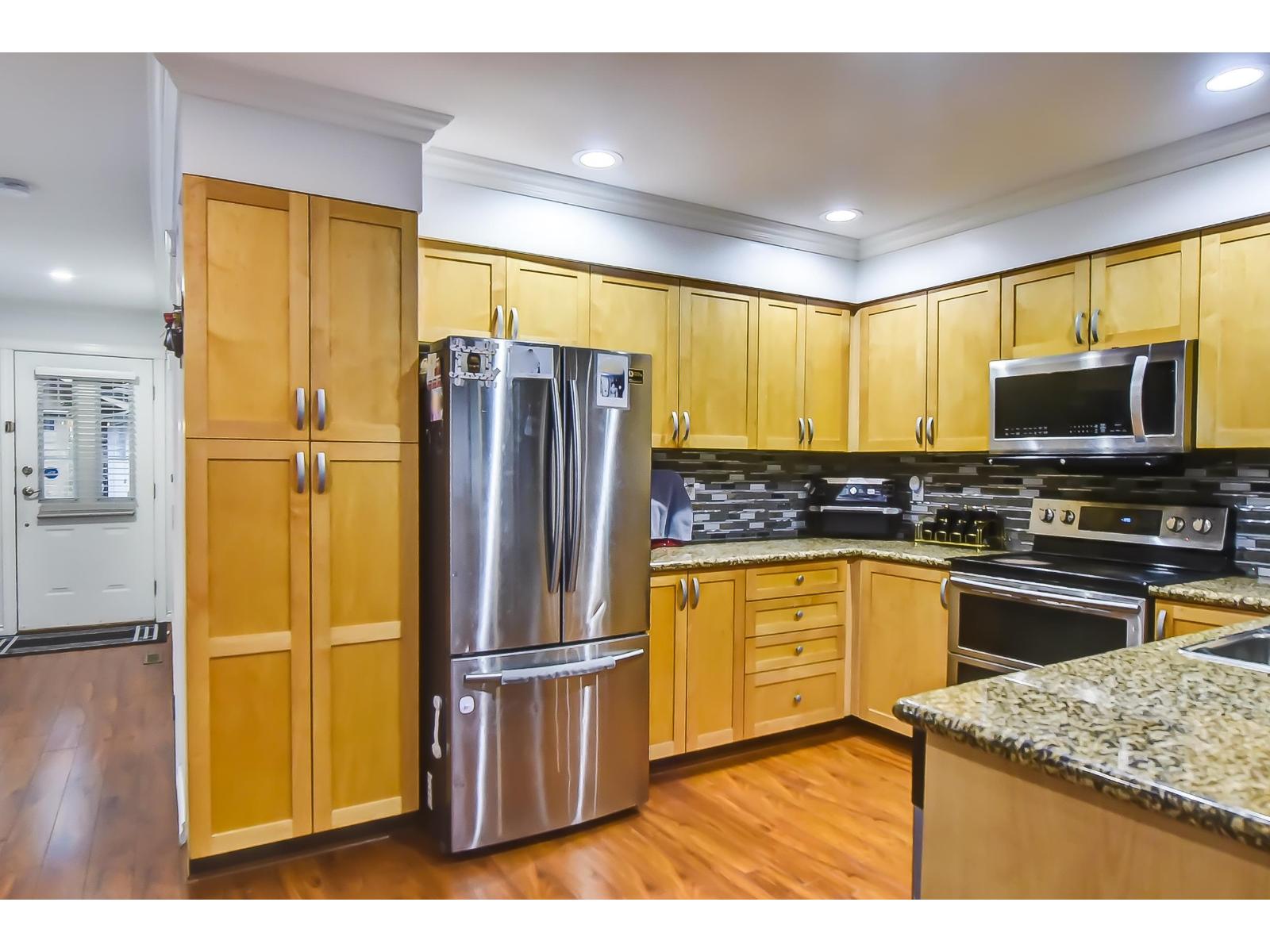 132 12040 68 Avenue, Surrey, British Columbia  V3W 1P5 - Photo 2 - R3073489