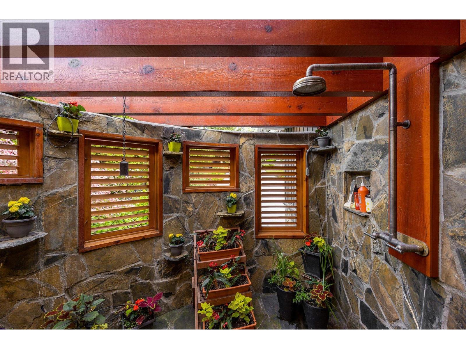 16236 Carrs Landing Road, Lake Country, British Columbia  V4V 1A9 - Photo 34 - 10346961