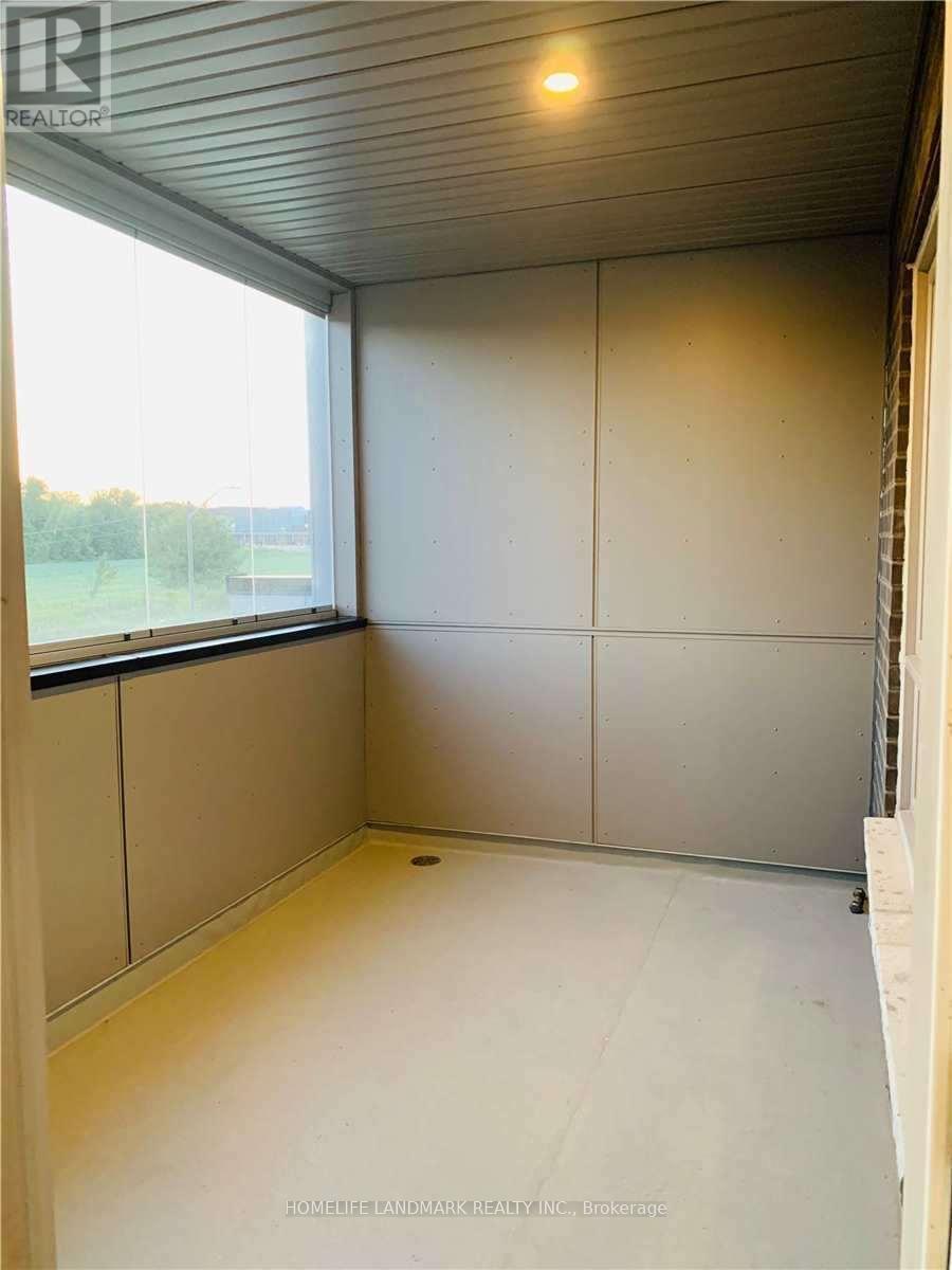 213 - 2 Adam Sellers Street, Markham, Ontario  L6B 1P2 - Photo 11 - N12639798