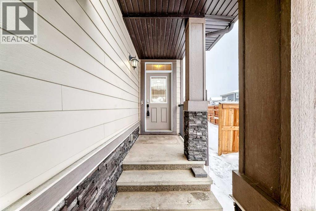 34 Cranbrook Hill Se, Calgary, Alberta  T3M 2K8 - Photo 2 - A2271256