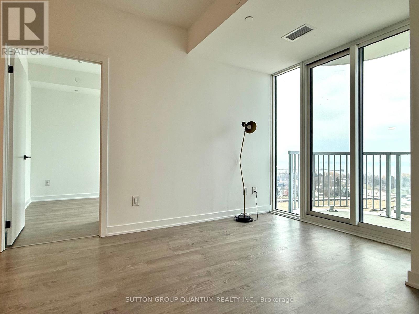 1209 - 220 Missinnihe Way, Mississauga, Ontario  L5H 0A9 - Photo 13 - W12639796