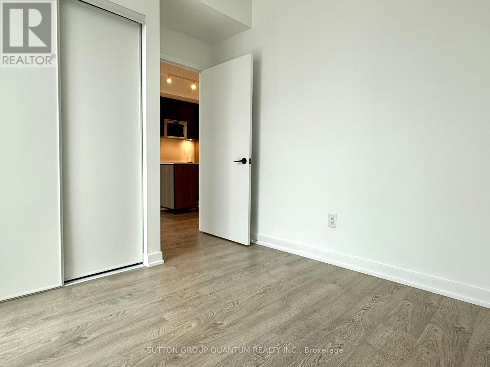 1209 - 220 Missinnihe Way, Mississauga, Ontario  L5H 0A9 - Photo 15 - W12639796