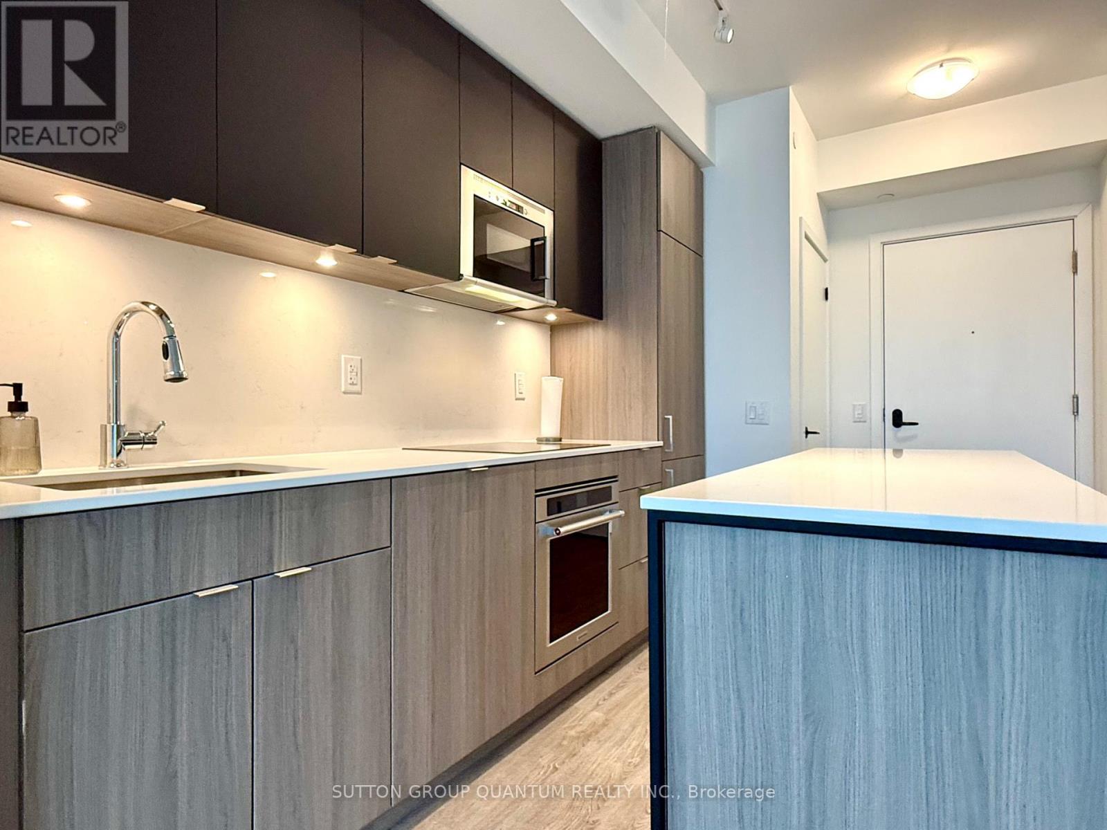 1209 - 220 Missinnihe Way, Mississauga, Ontario  L5H 0A9 - Photo 8 - W12639796