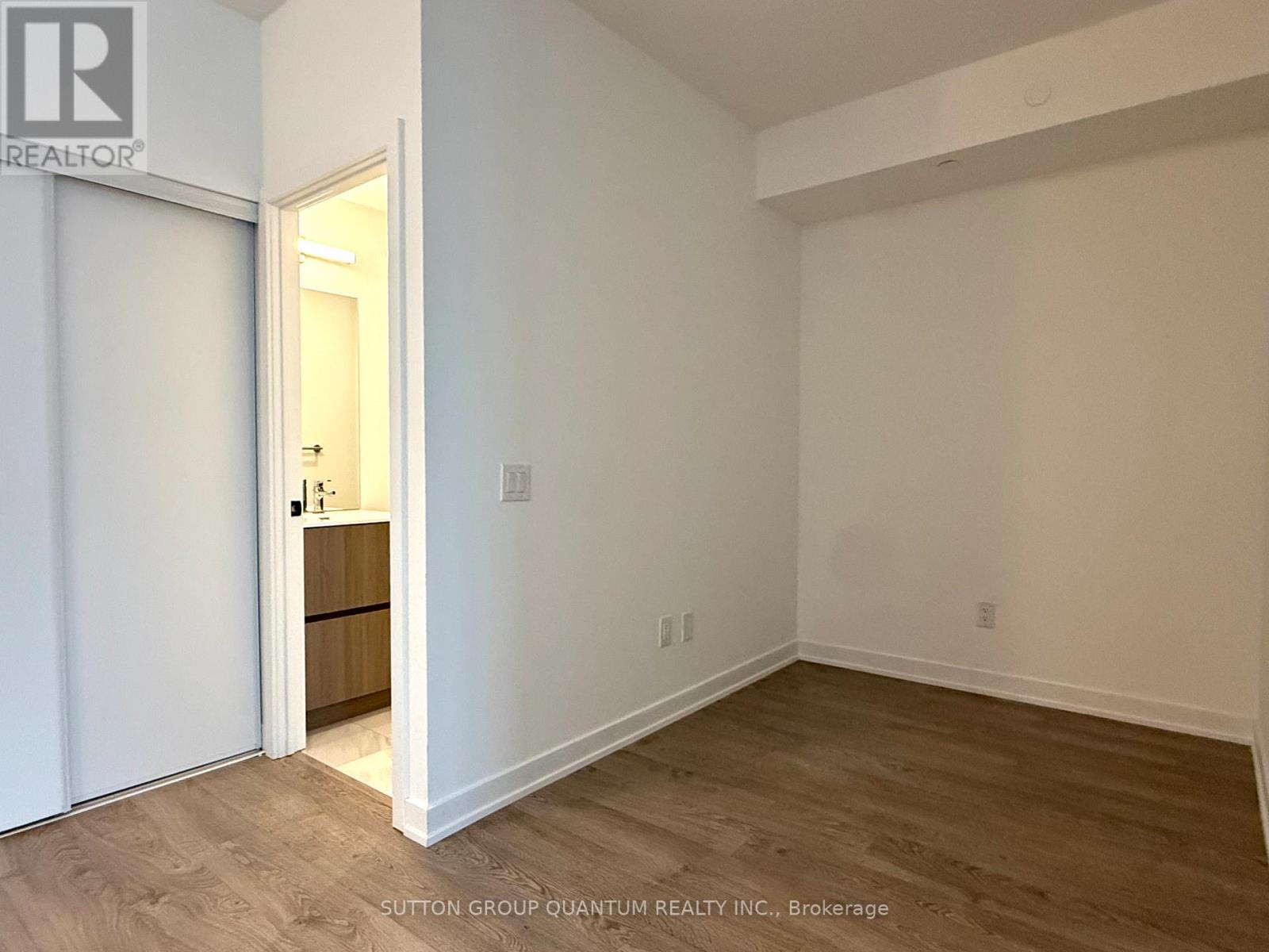 1209 - 220 Missinnihe Way, Mississauga, Ontario  L5H 0A9 - Photo 9 - W12639796