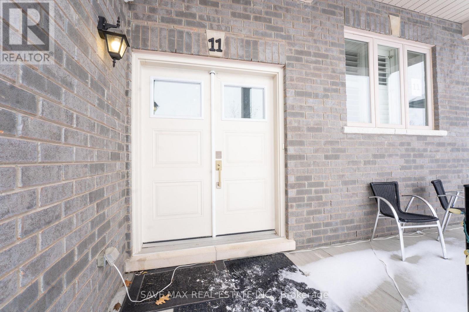 11 Peterson Street, Blandford-Blenheim, Ontario  N0J 1G0 - Photo 5 - X12639790