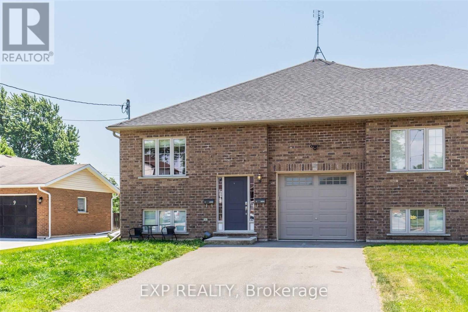Lower - 11 Donald Avenue, Welland, Ontario  L3C 3S9 - Photo 2 - X12639808