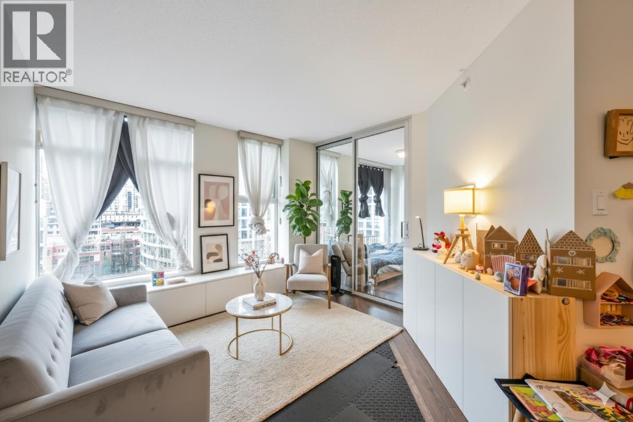 1001 1009 EXPO BOULEVARD, Vancouver, British Columbia