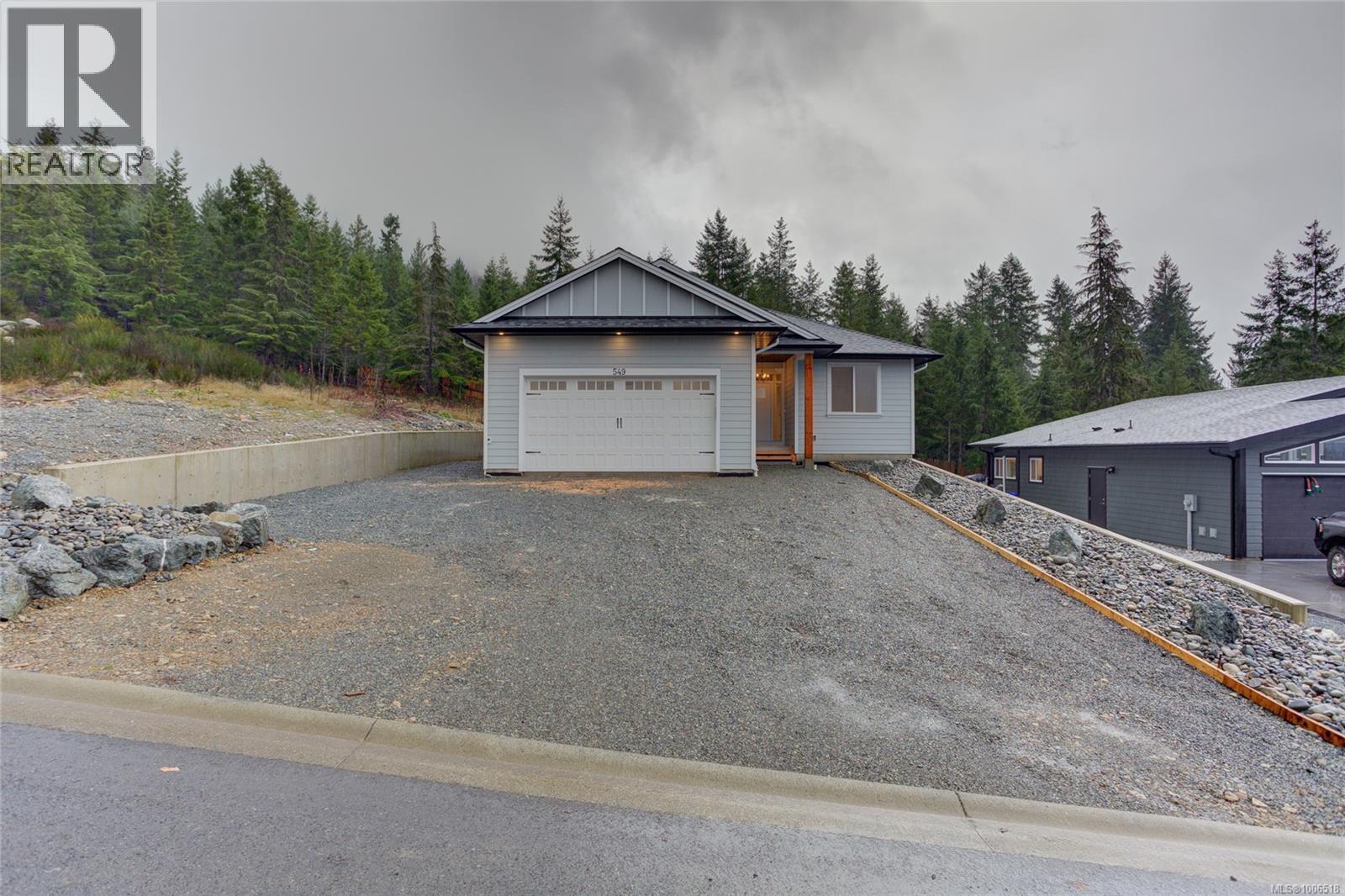 549 Mountain View Dr, Lake Cowichan, British Columbia