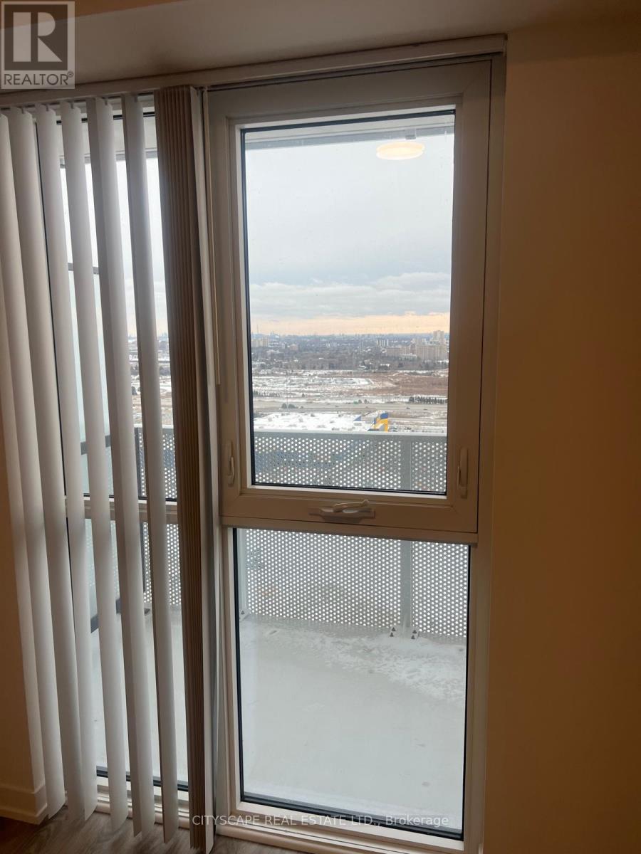 195 Commerce Street, Vaughan, Ontario  L4K 5Z7 - Photo 6 - N12610212