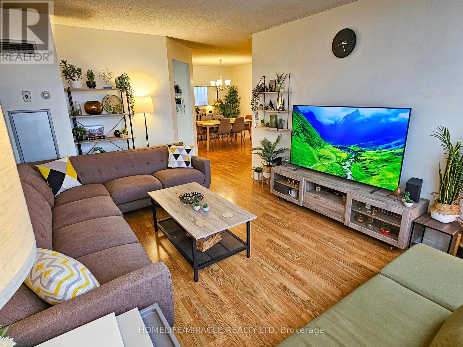 1206 - 12 LAURELCREST STREET, Brampton, Ontario