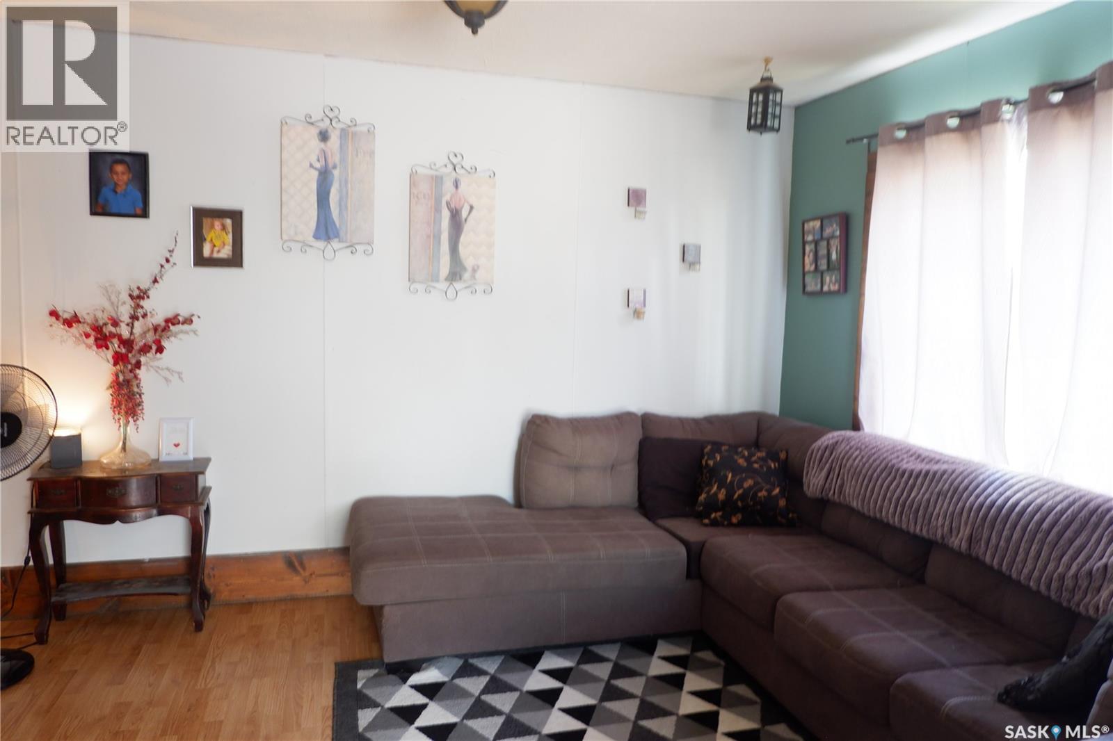 568 Stadacona Street W, Moose Jaw, Saskatchewan  S6H 1Z9 - Photo 10 - SK025754