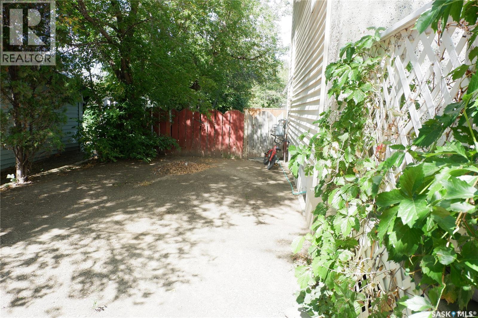 568 Stadacona Street W, Moose Jaw, Saskatchewan  S6H 1Z9 - Photo 35 - SK025754