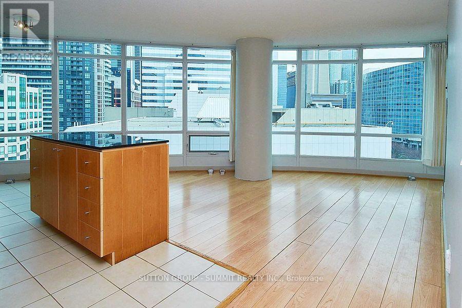 1003 - 361 Front Street, Toronto, Ontario M5V 3R5 - Photo 3 - C12638874