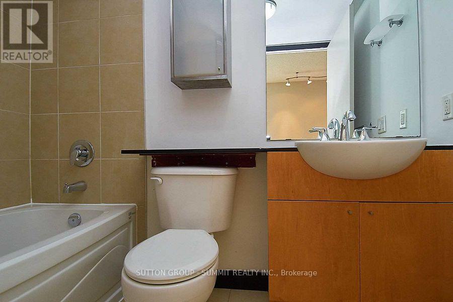 1003 - 361 Front Street, Toronto, Ontario M5V 3R5 - Photo 13 - C12638874