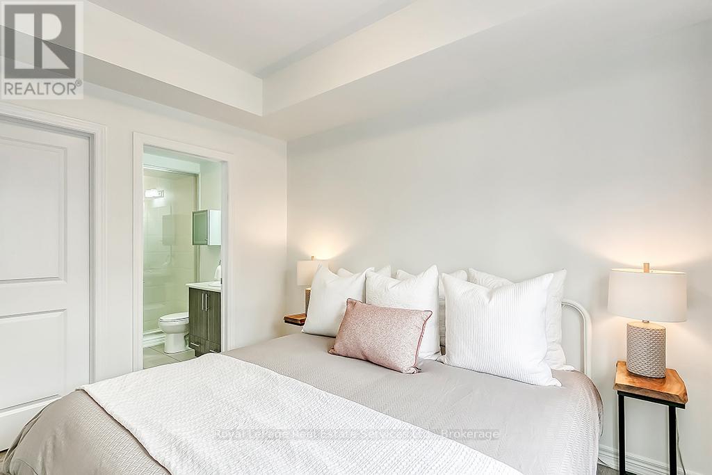 204 - 276 Gatwick Drive, Oakville, Ontario  L6H 0K8 - Photo 20 - W12639834