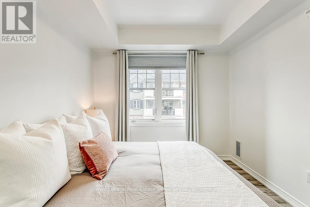 204 - 276 Gatwick Drive, Oakville, Ontario  L6H 0K8 - Photo 21 - W12639834