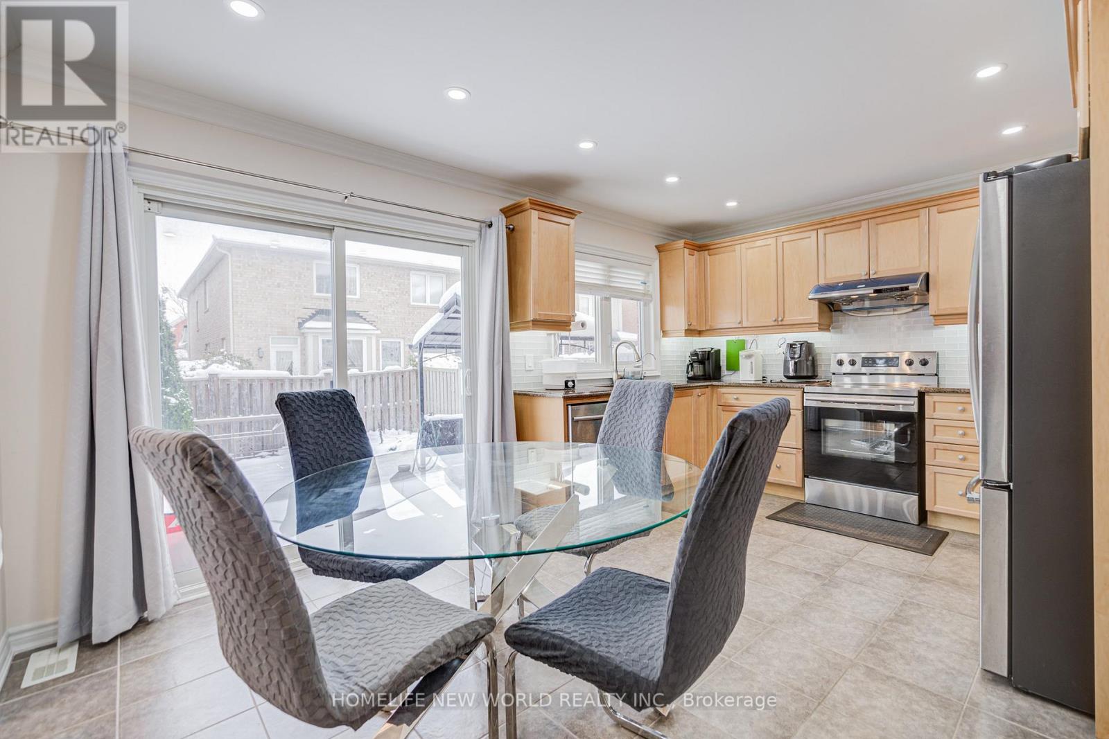 22 Whiterose Lane, Whitchurch-Stouffville, Ontario  L4A 0Z7 - Photo 18 - N12637848