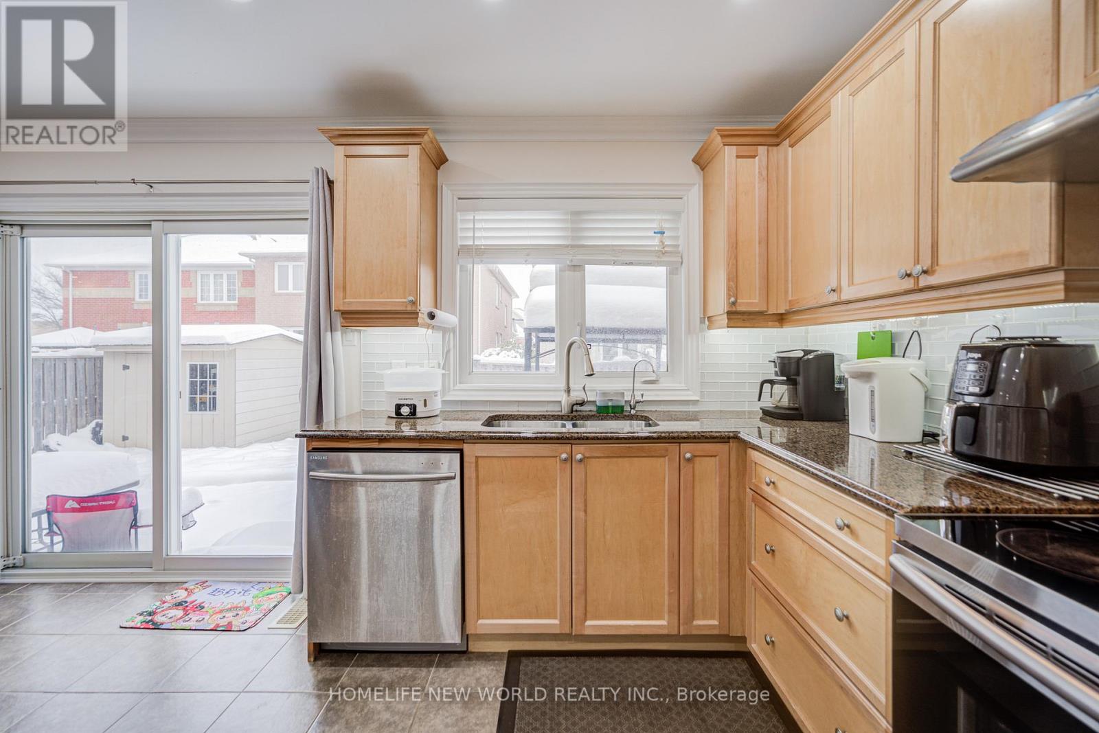 22 Whiterose Lane, Whitchurch-Stouffville, Ontario  L4A 0Z7 - Photo 22 - N12637848