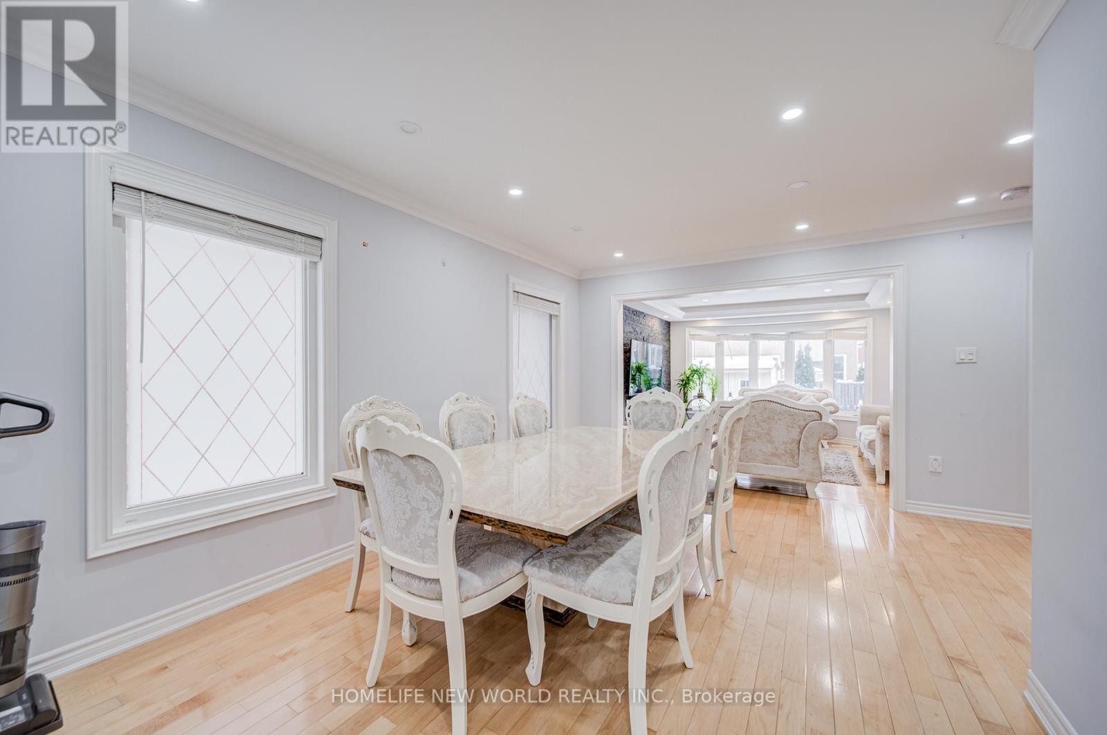 22 Whiterose Lane, Whitchurch-Stouffville, Ontario  L4A 0Z7 - Photo 8 - N12637848