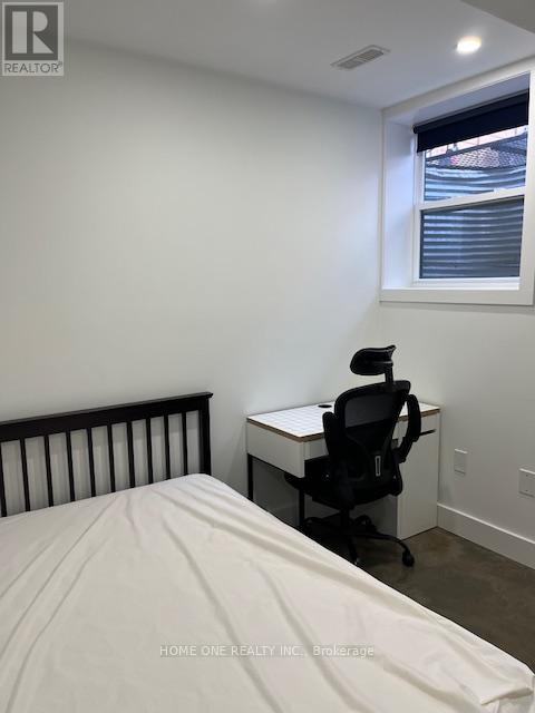 B04 - 35 Denison Avenue, Toronto, Ontario  M5T 2M6 - Photo 7 - C12639822