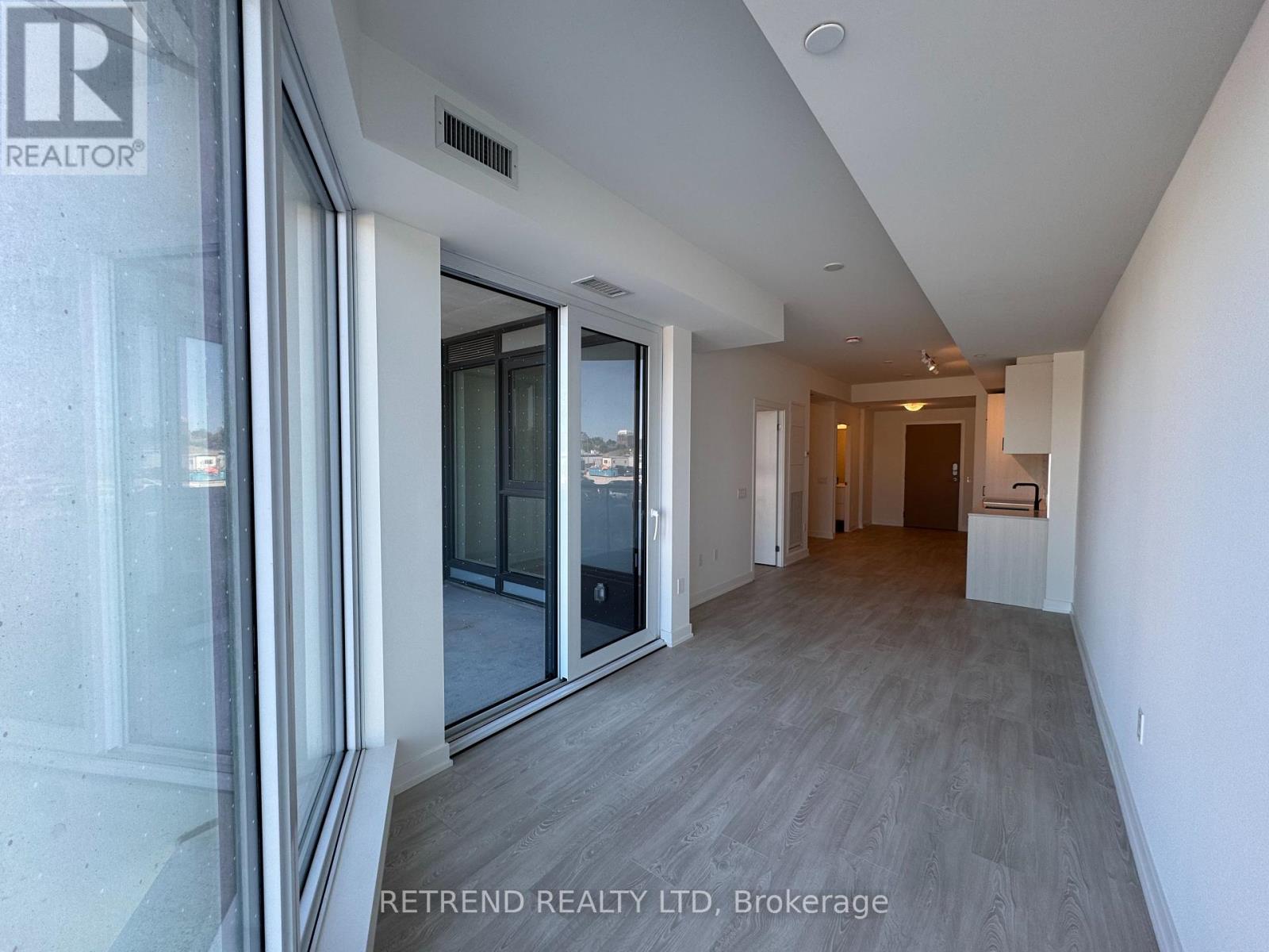 218 - 1 Kyle Lowry Road, Toronto, Ontario  M3C 0S6 - Photo 8 - C12639840