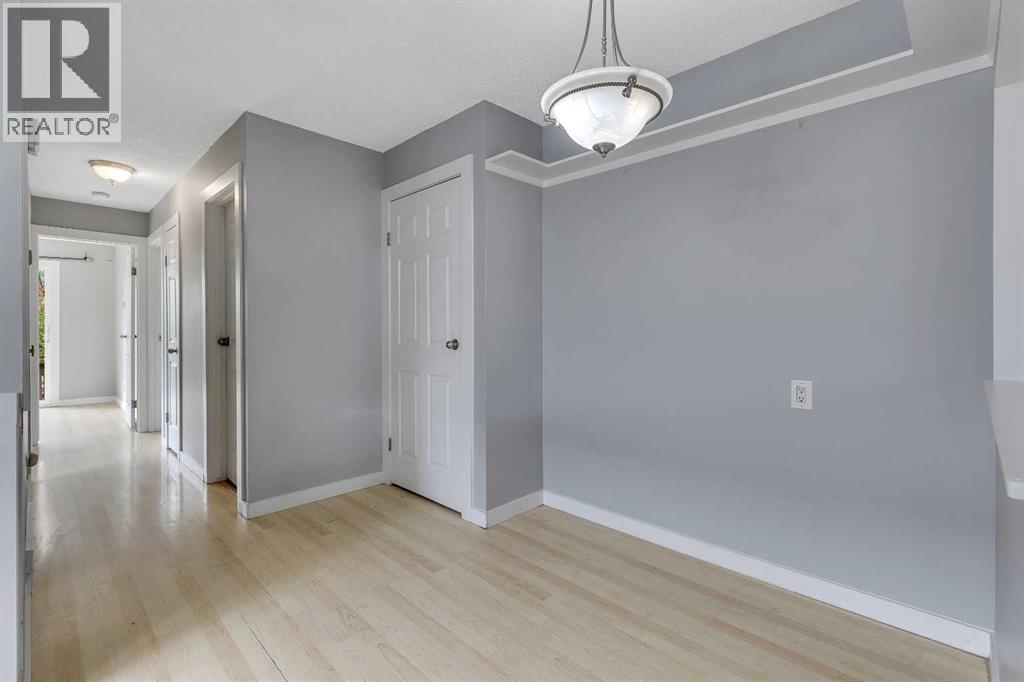 164 Deerview Way Se, Calgary, Alberta  T2J 6K3 - Photo 9 - A2263459