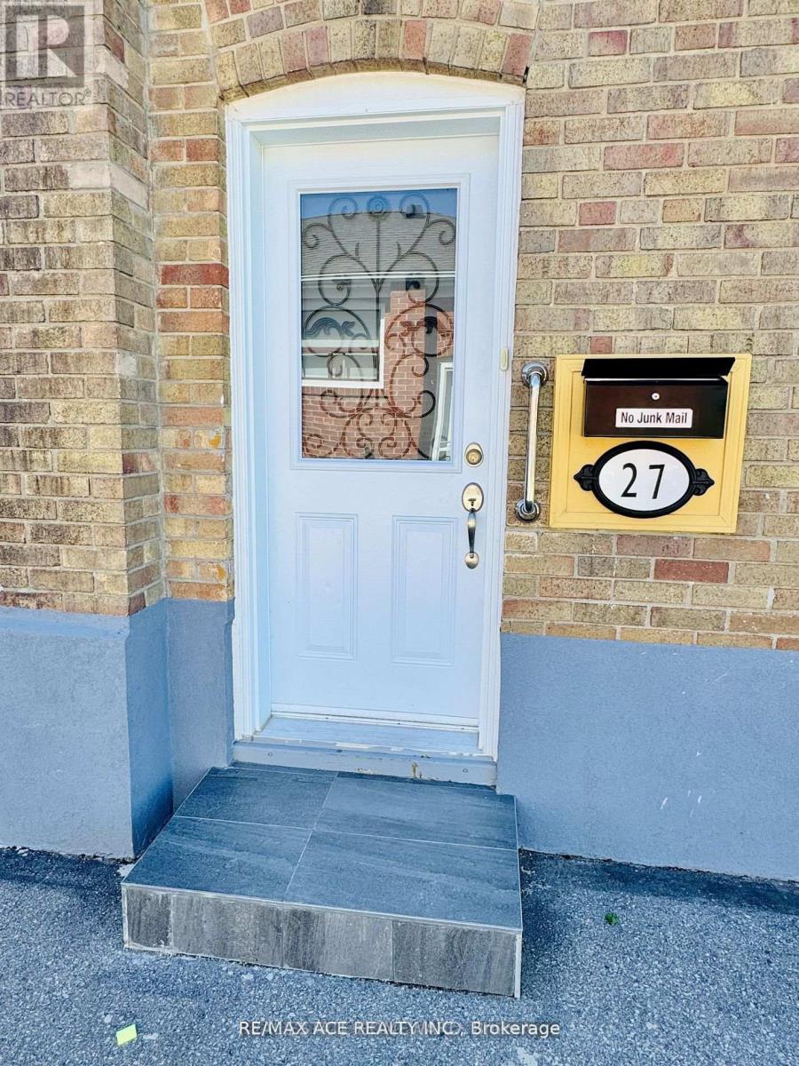 Bsmt - 27 Tansley Avenue, Toronto, Ontario  M1J 1P2 - Photo 3 - E12639810