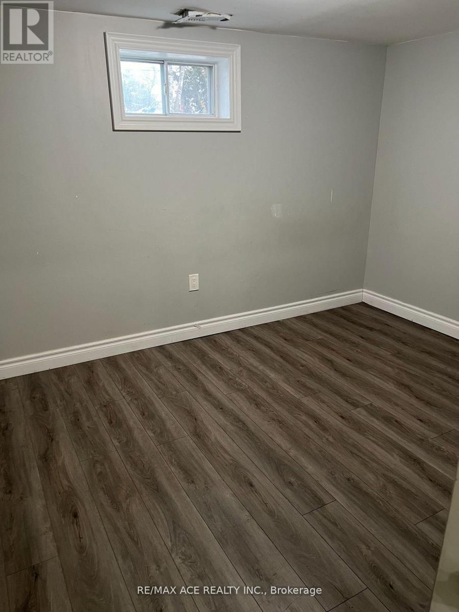 Bsmt - 27 Tansley Avenue, Toronto, Ontario  M1J 1P2 - Photo 8 - E12639810