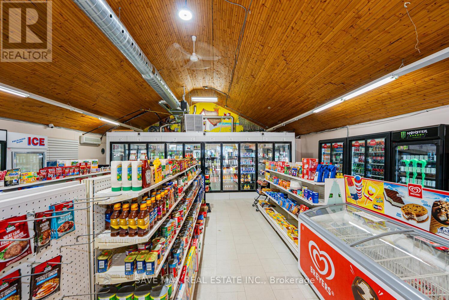 2008 Tiny Beaches Road S, Tiny, Ontario  L0L 1P0 - Photo 15 - S12424511