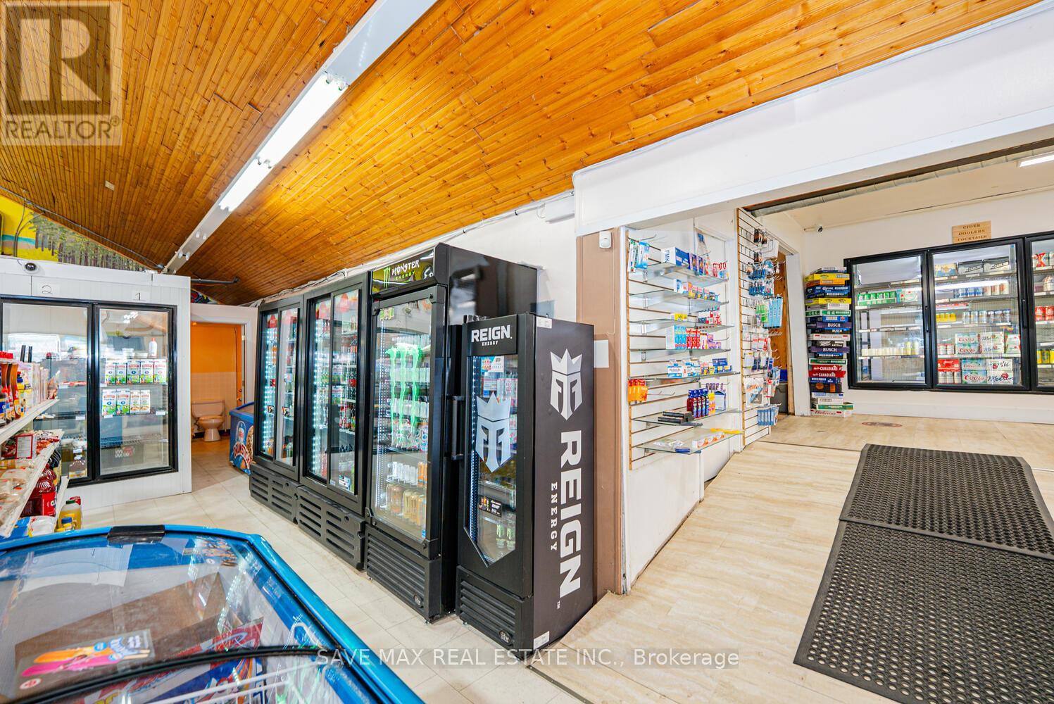 2008 Tiny Beaches Road S, Tiny, Ontario  L0L 1P0 - Photo 27 - S12424511