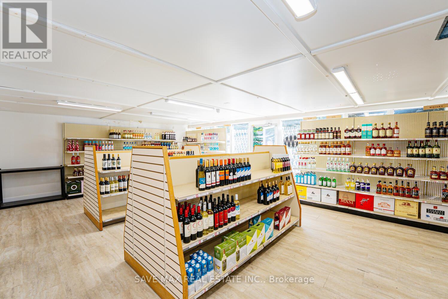 2008 Tiny Beaches Road S, Tiny, Ontario  L0L 1P0 - Photo 11 - S12424511