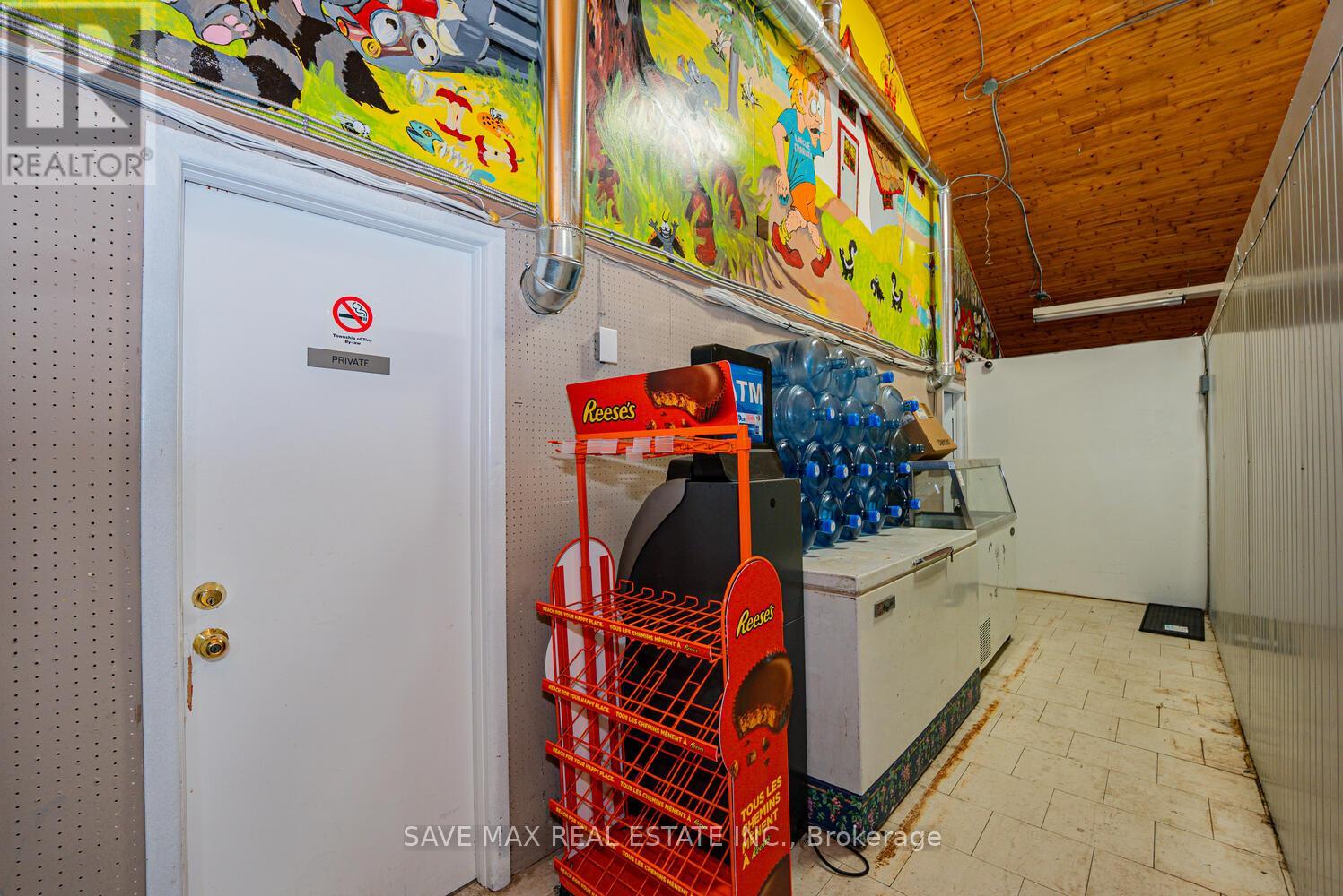 2008 Tiny Beaches Road S, Tiny, Ontario  L0L 1P0 - Photo 20 - S12424511