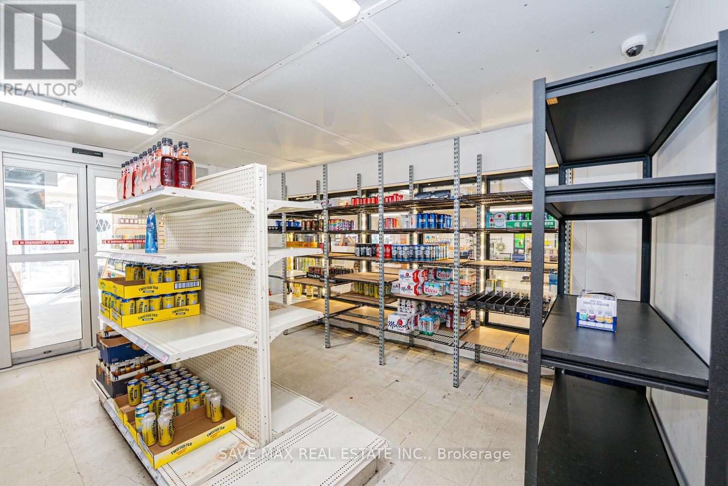 2008 Tiny Beaches Road S, Tiny, Ontario  L0L 1P0 - Photo 8 - S12424511