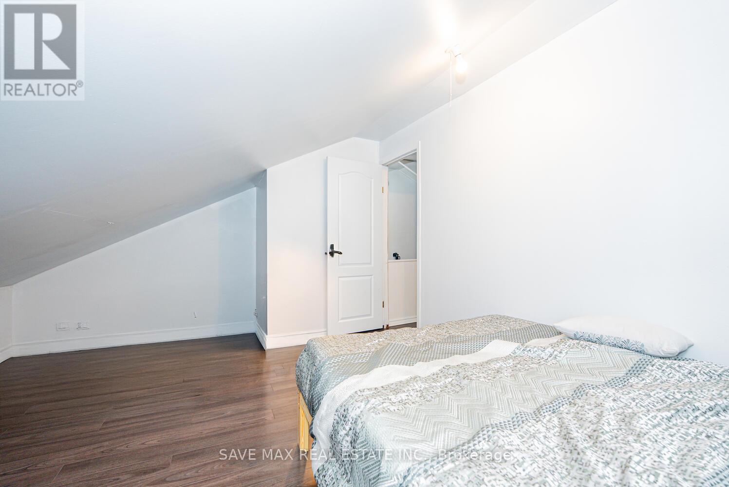 2008 Tiny Beaches Road S, Tiny, Ontario  L0L 1P0 - Photo 32 - S12424511