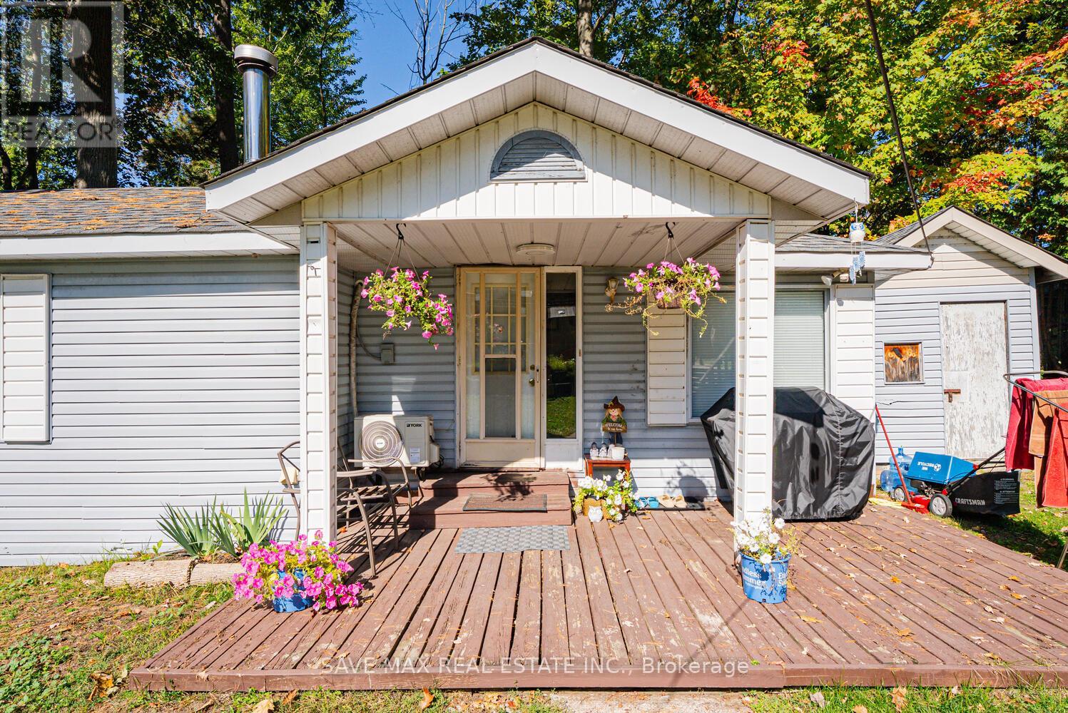 2008 Tiny Beaches Road S, Tiny, Ontario  L0L 1P0 - Photo 5 - S12424511