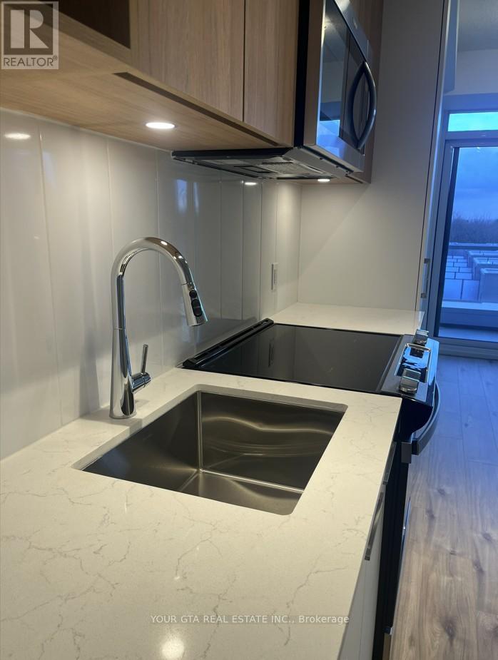 505 - 500 Plains Road E Road, Burlington, Ontario  L7T 2E1 - Photo 10 - W12639838