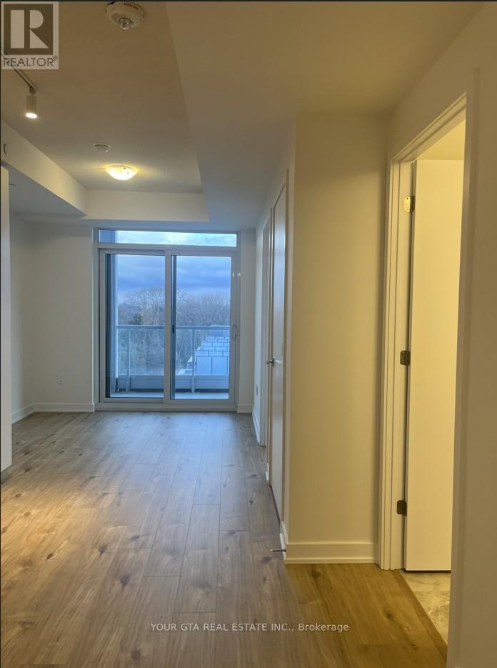 505 - 500 Plains Road E Road, Burlington, Ontario  L7T 2E1 - Photo 5 - W12639838