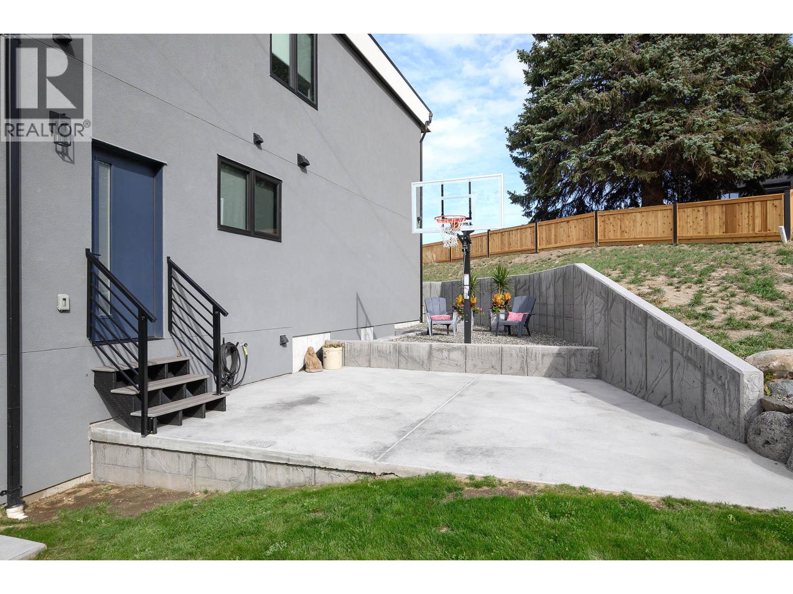 887 Fernie Road, Kamloops, British Columbia  V2C 1B4 - Photo 31 - 10371158