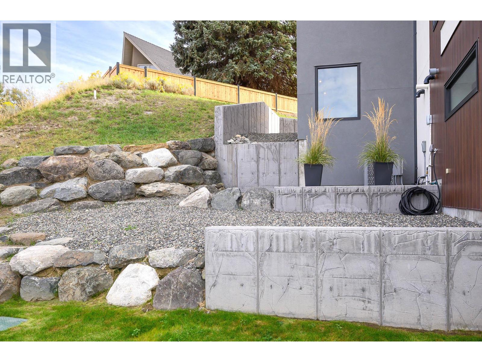 887 Fernie Road, Kamloops, British Columbia  V2C 1B4 - Photo 37 - 10371158